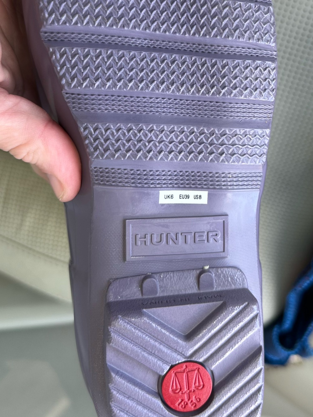 Hunter rain boots - Picture 3 of 5